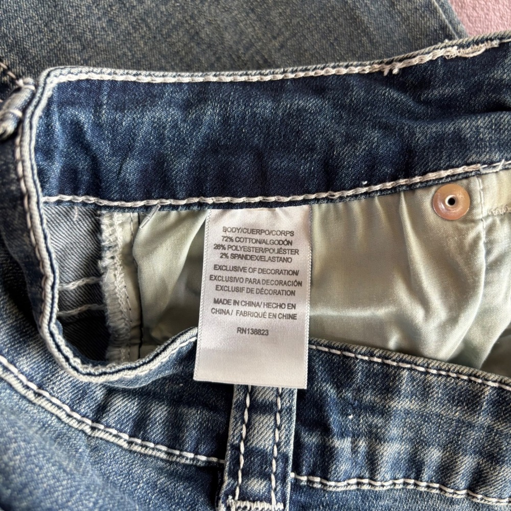 Shyanne Girls Medium Wash Bootcut Jeans Steer Skull Embroidered Pockets Size 8 - Picture 7 of 7